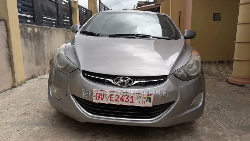 Hyundai Elantra SE Coupe FWD (1.8L 4cyl 6A) 2013 Gray