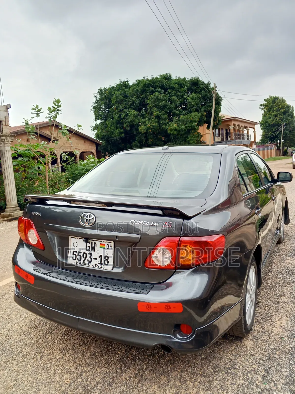 Toyota Corolla 2010 Gray