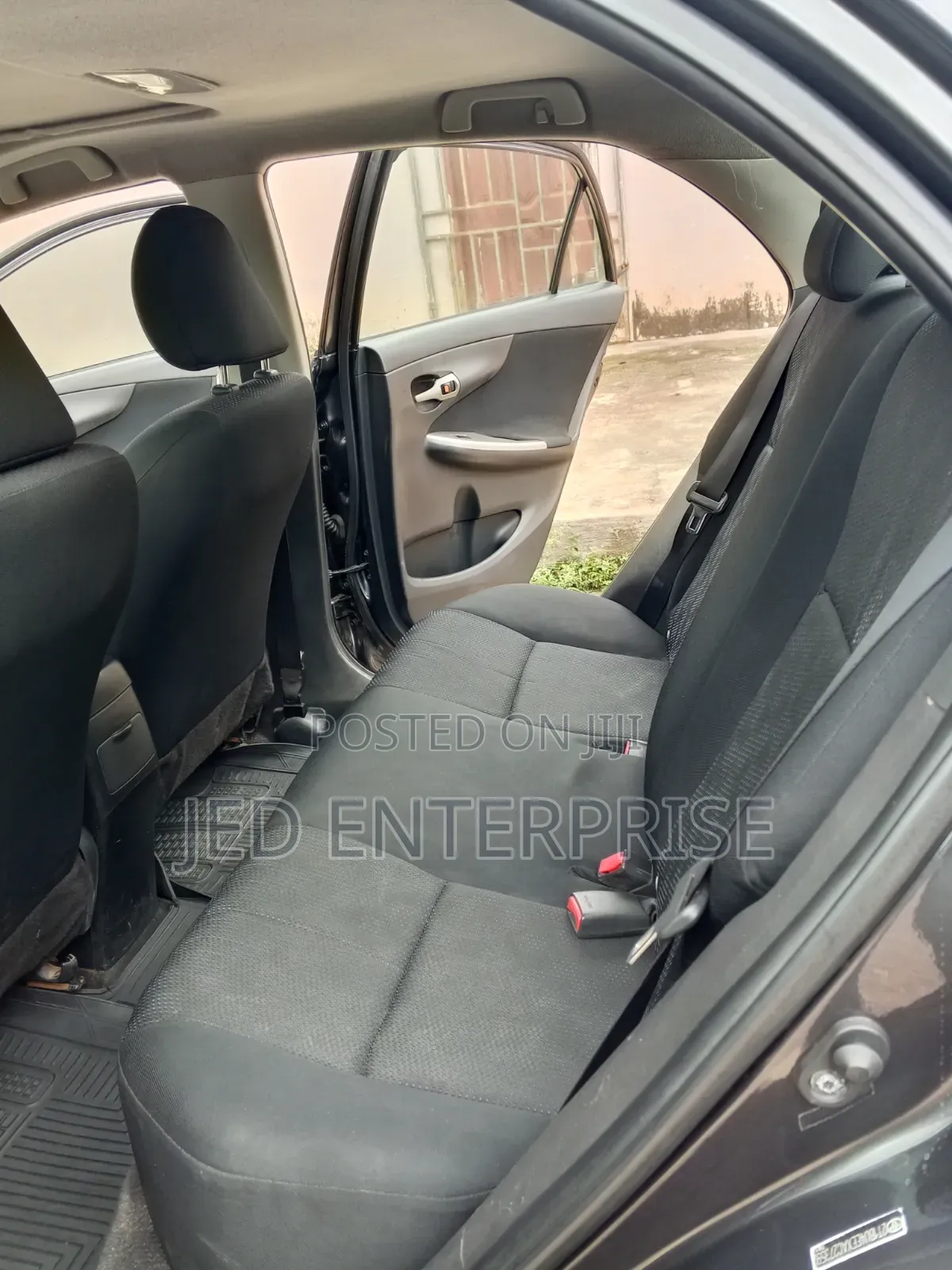 Toyota Corolla 2010 Gray