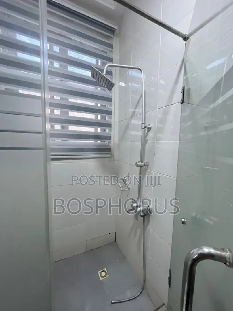2bdrm Apartment in East Legon, American House for rent