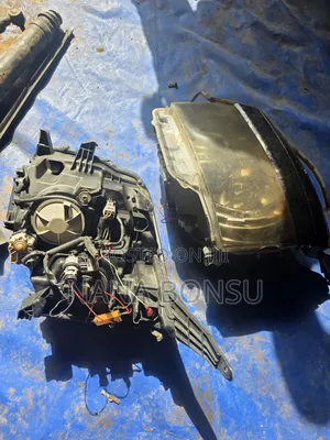 Toyota Voxy Dark Headlights With Boosters