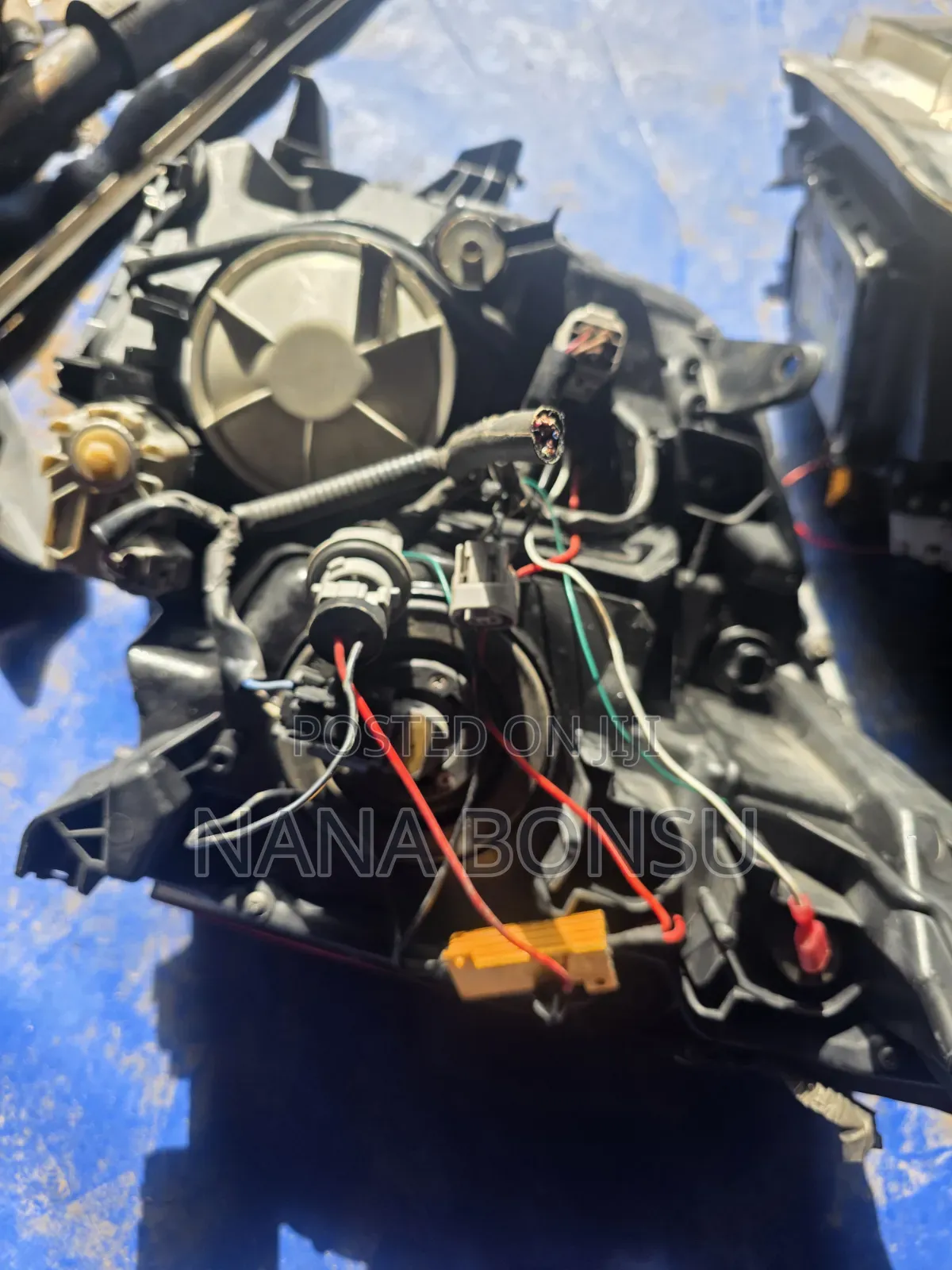 Toyota Voxy Dark Headlights With Boosters