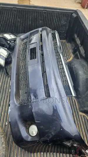 2013 Toyota Voxy Front Bumper With Fog Lights