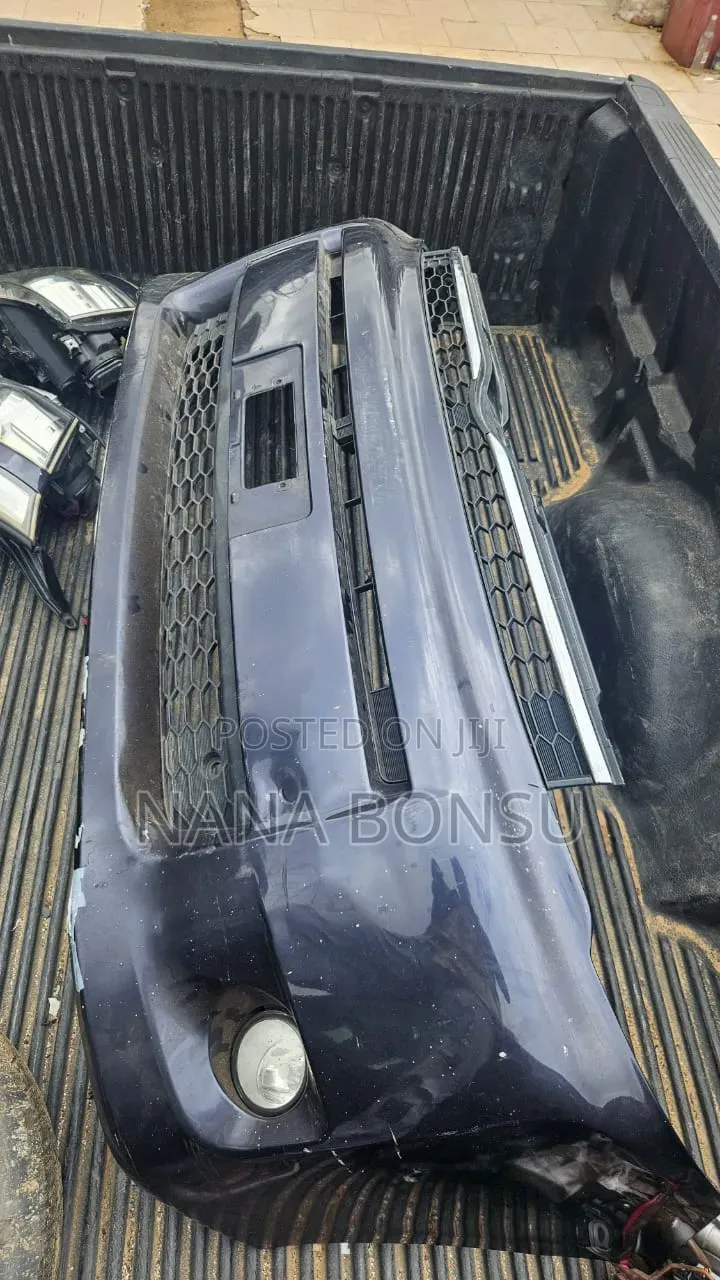 2013 Toyota Voxy Front Bumper With Fog Lights