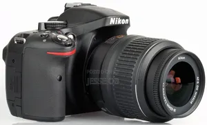 Nikon D5200 With 18-55mm Lens