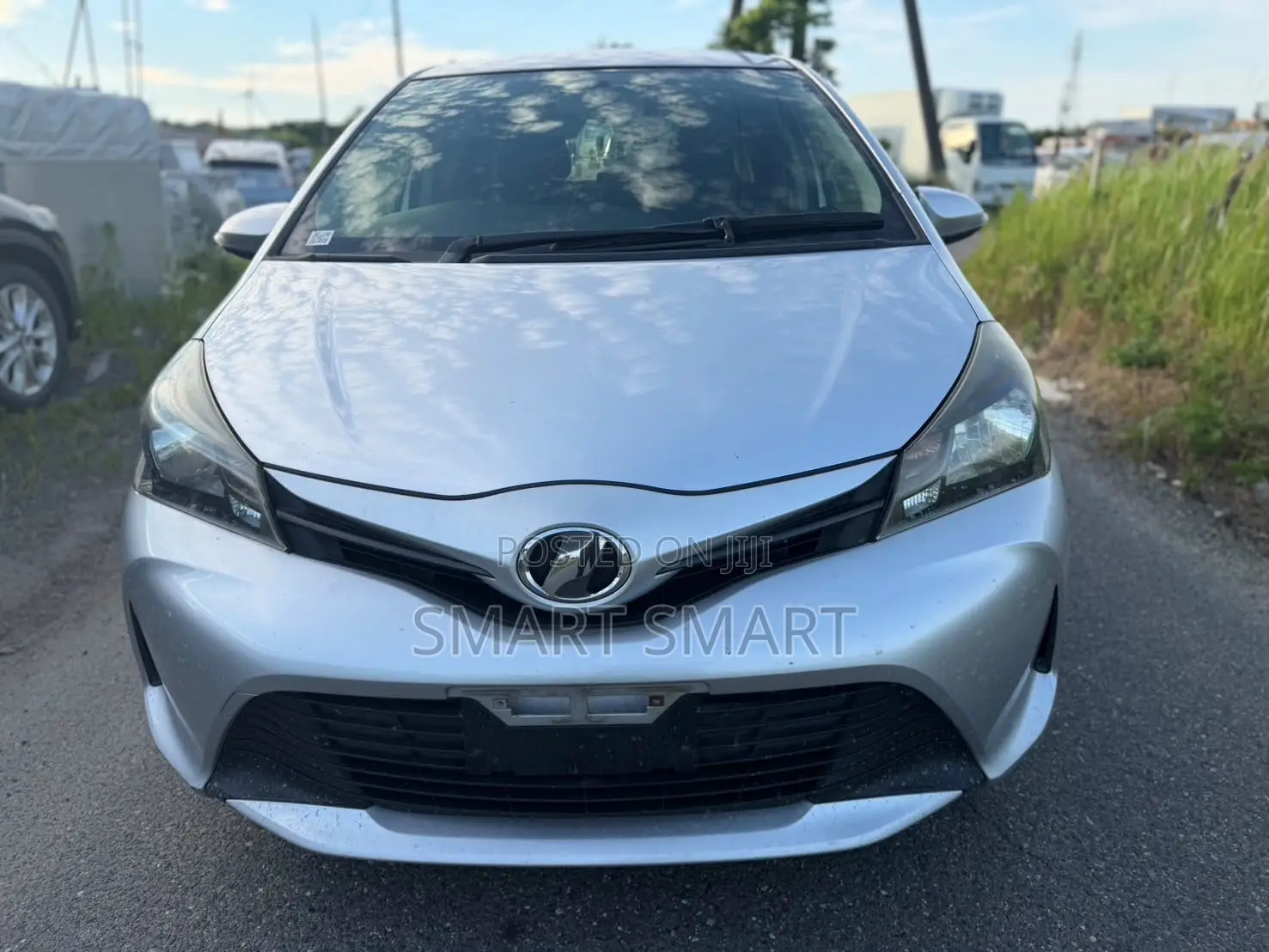 Toyota Vitz 2015 Gray
