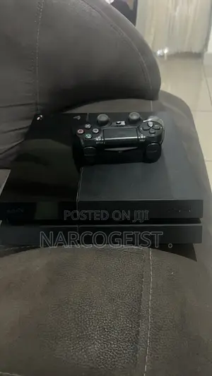 Playstation 4 Hot Deal