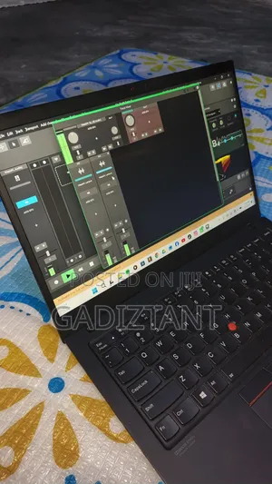 Laptop Lenovo ThinkPad X1 Carbon 16GB Intel Core i7 HDD+SSD 500GB
