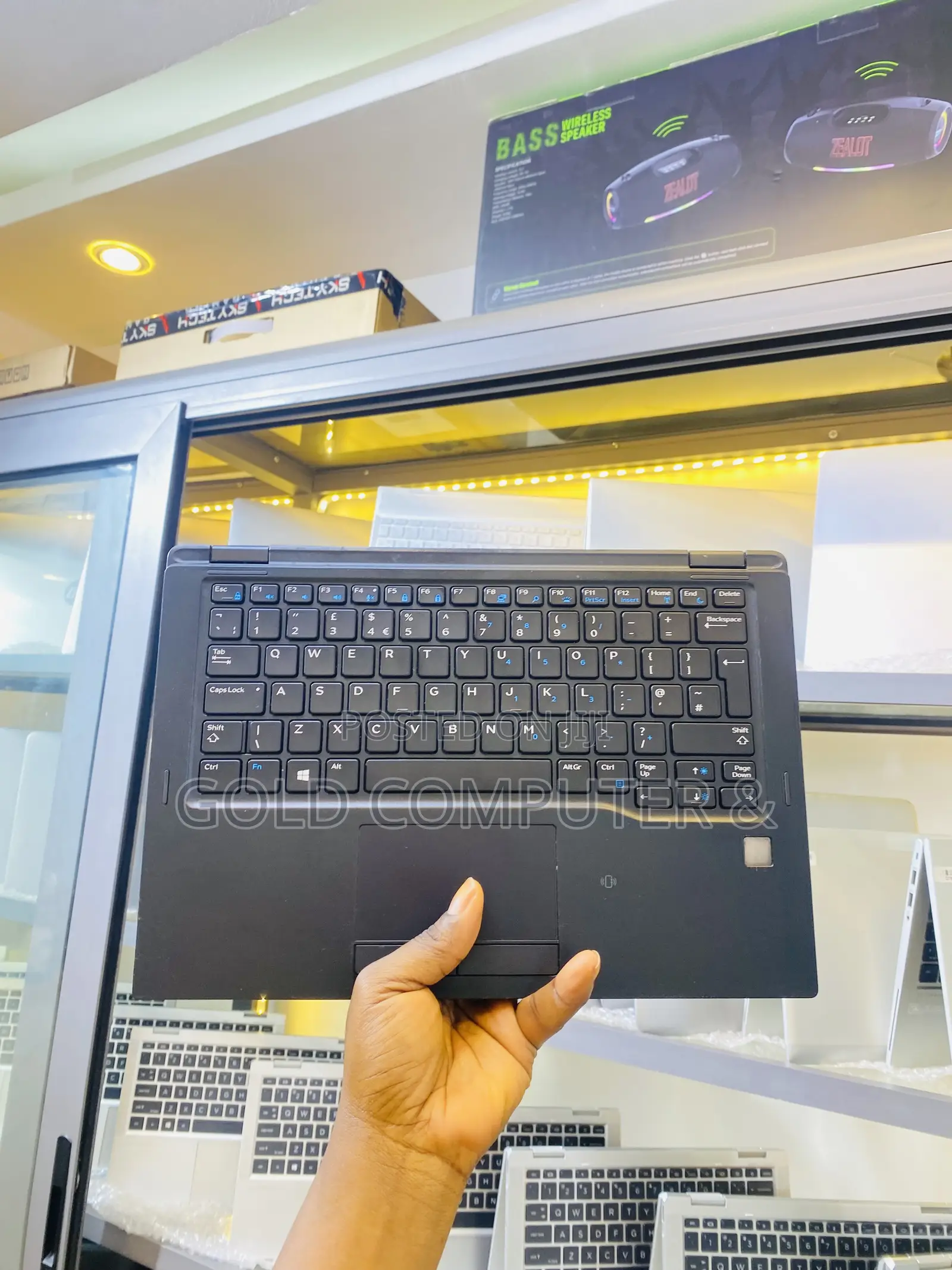 Laptop Dell Latitude 7390 2-in-1 8GB Intel Core i5 SSD 256GB