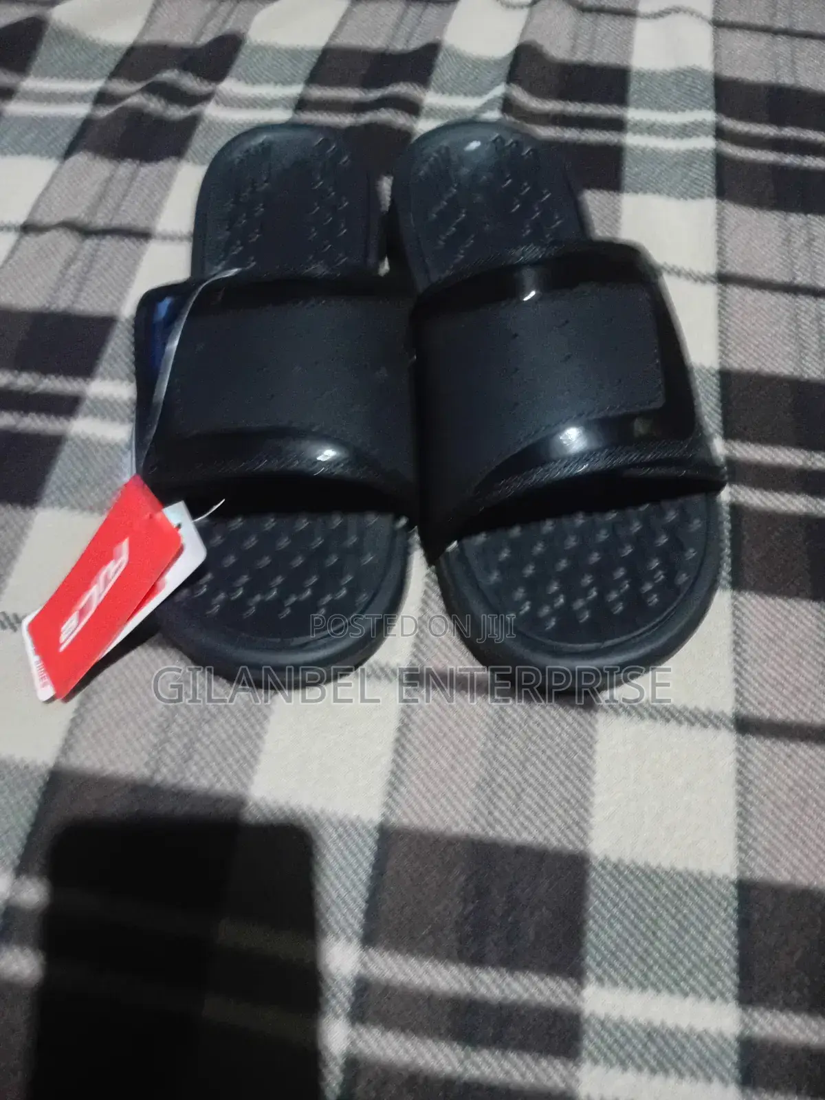 Brand New Black Fice Comfort Slides / Slippers - Size 43