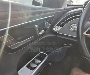Mercedes-Benz E350 2025 White