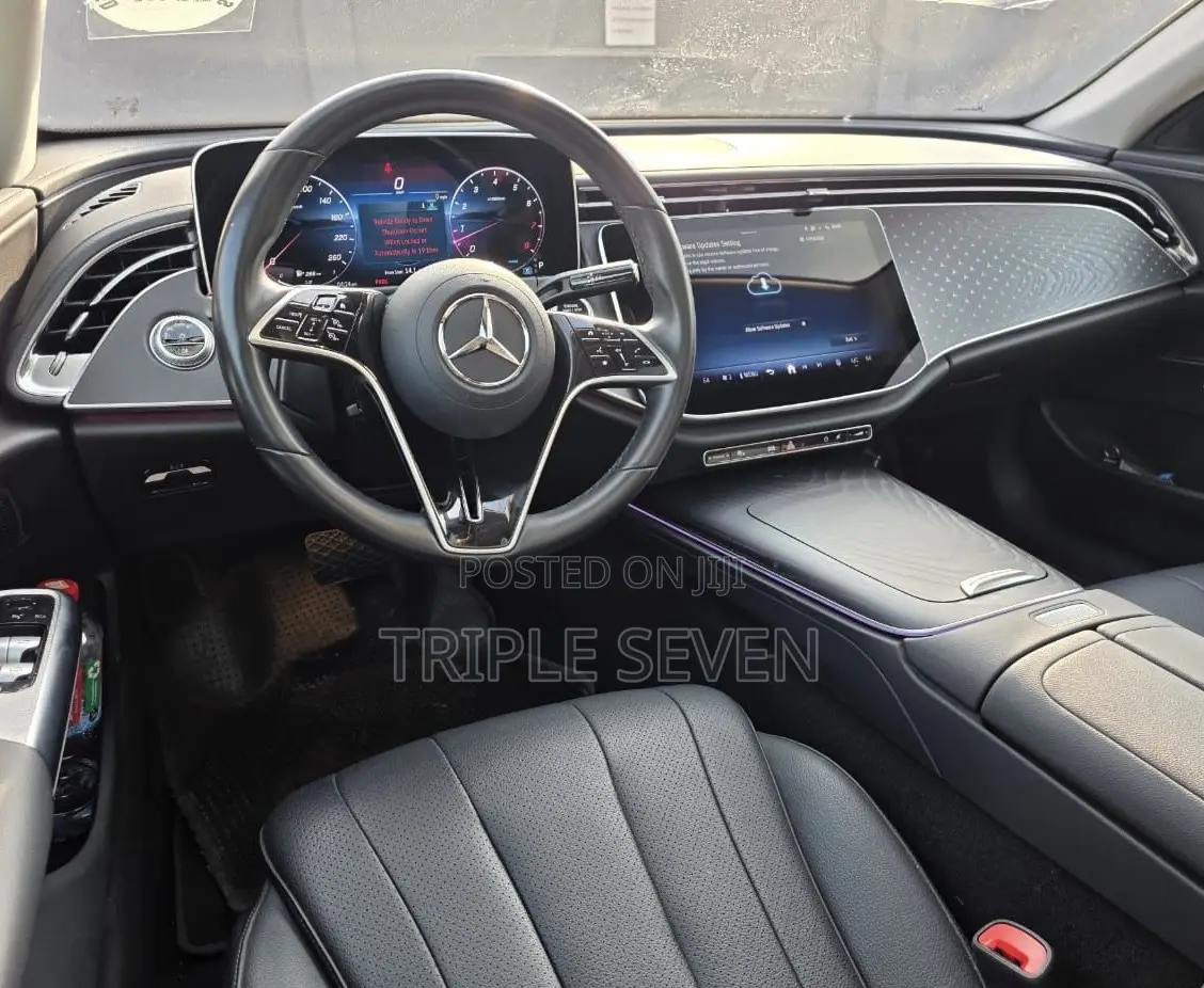 Mercedes-Benz E350 2025 White