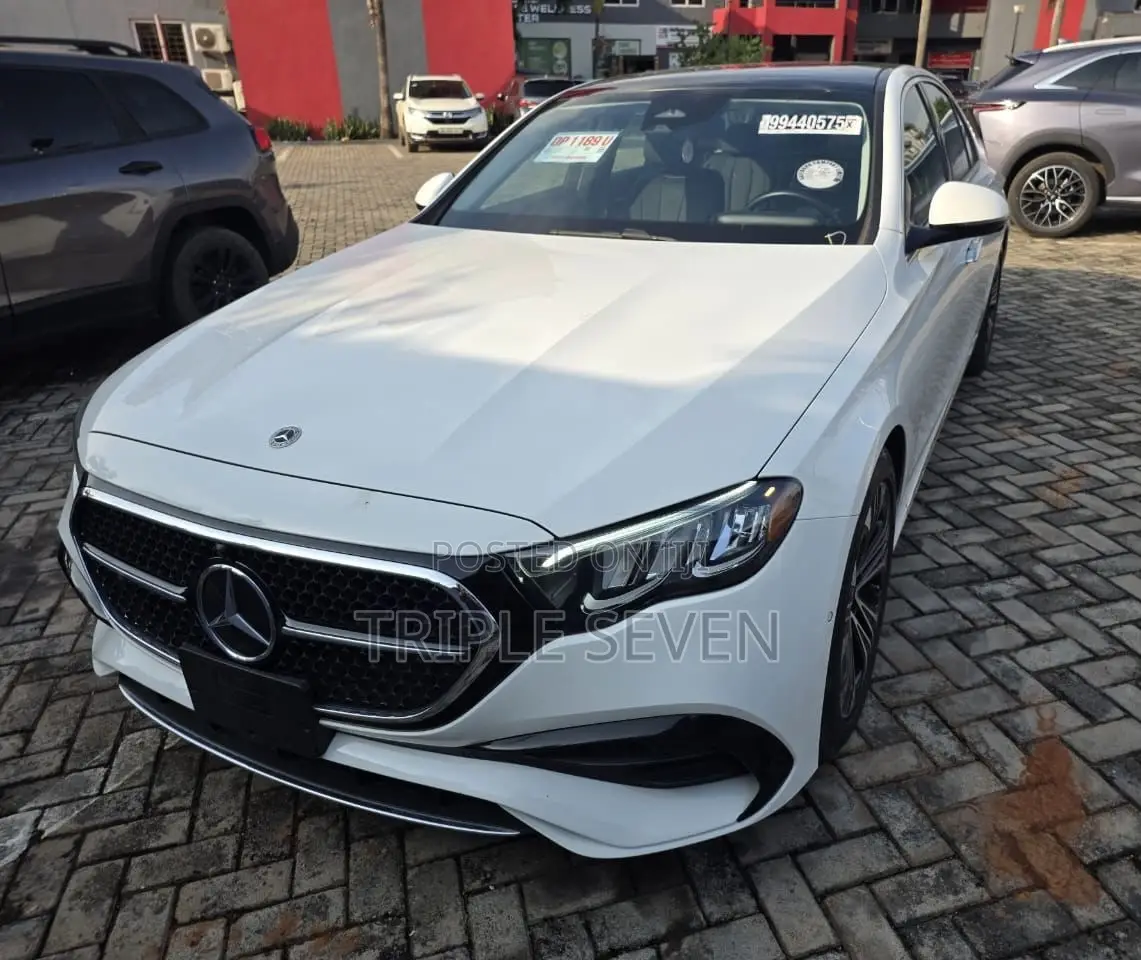 Mercedes-Benz E350 2025 White