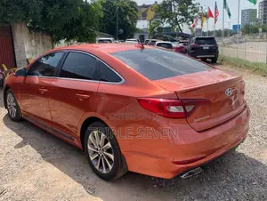 Hyundai Sonata Sport Sedan FWD (2.4L 4cyl 6A) 2016 Orange