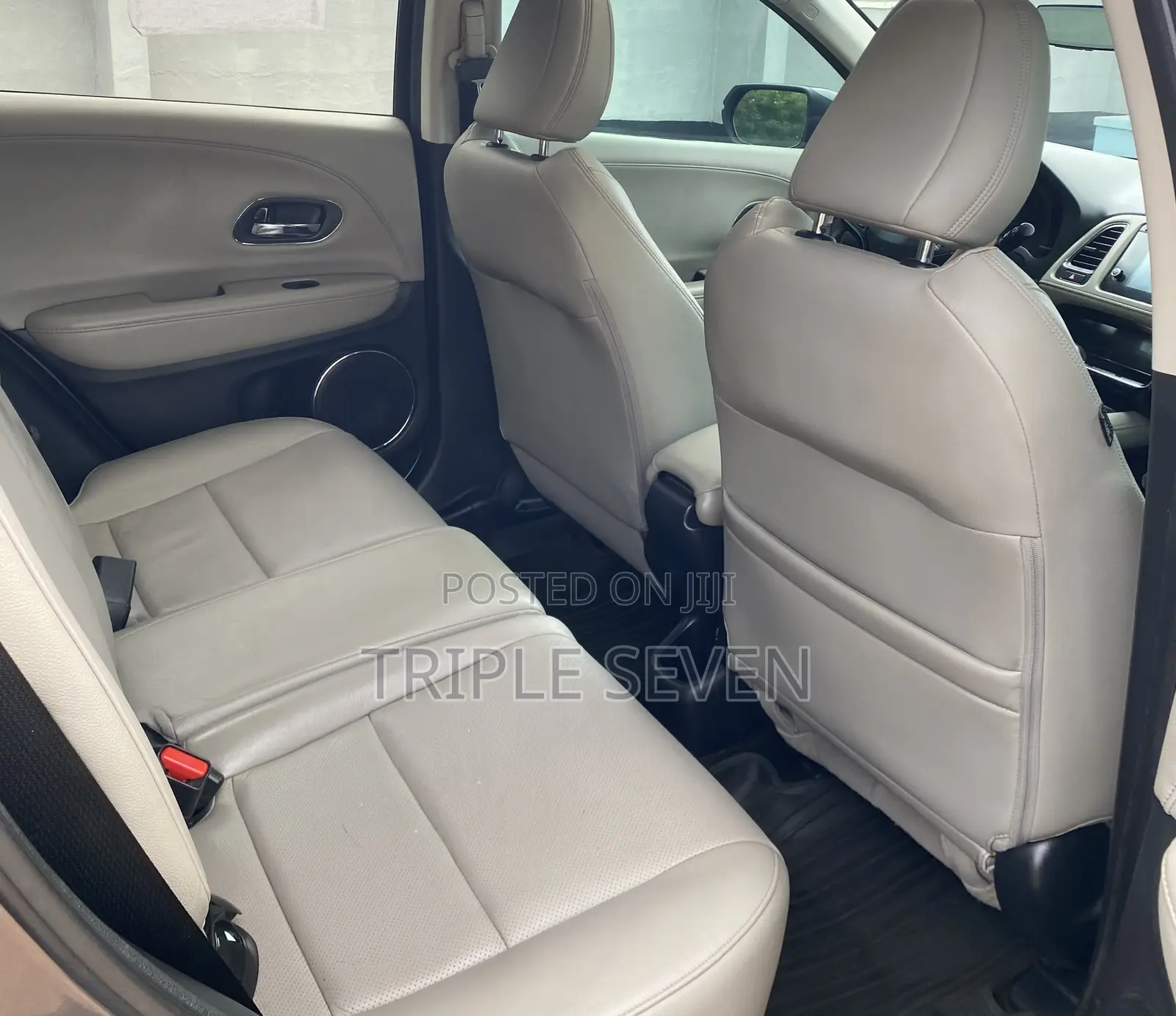 Honda HR-V Touring AWD 2019 Gray