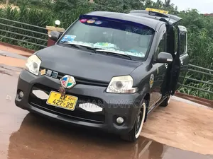 Toyota Sienta 2014 Gray