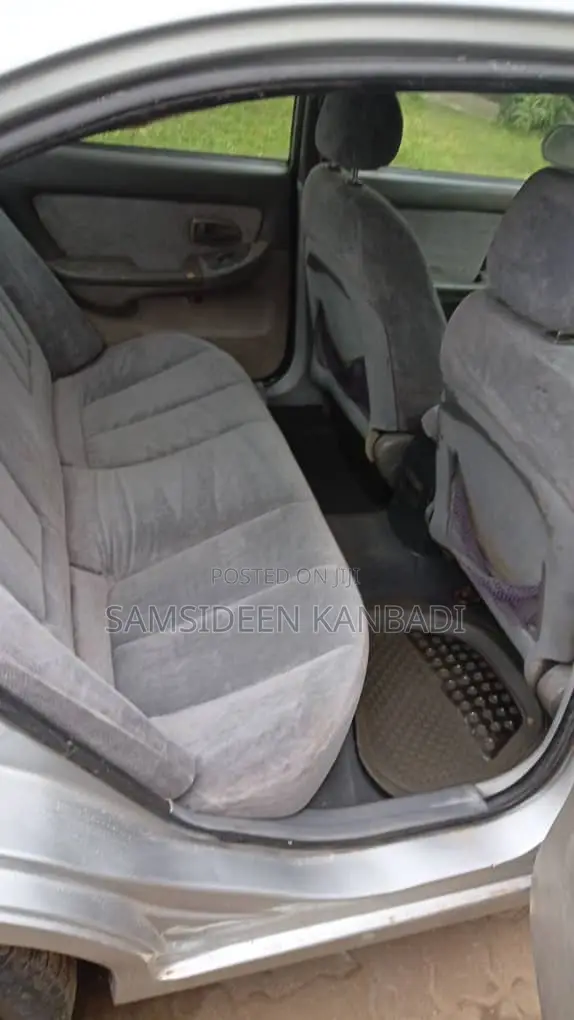 Hyundai Elantra 2008 Silver