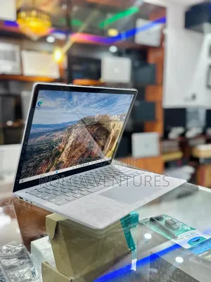 Laptop Microsoft Surface Laptop 4 8GB AMD Ryzen 5 SSD 256GB