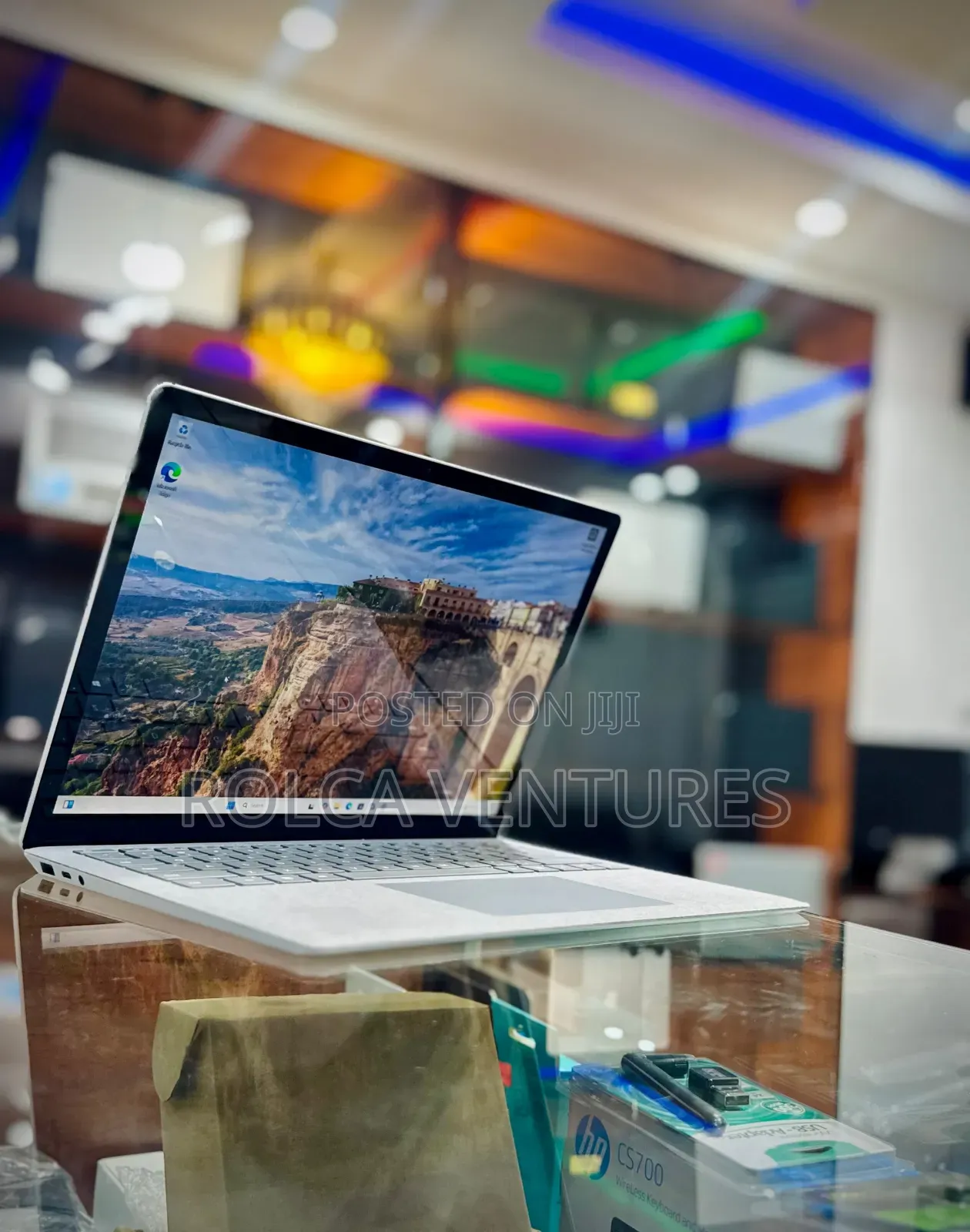Laptop Microsoft Surface Laptop 4 8GB AMD Ryzen 5 SSD 256GB