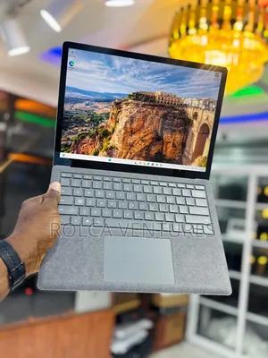 Laptop Microsoft Surface Laptop 4 8GB AMD Ryzen 5 SSD 256GB