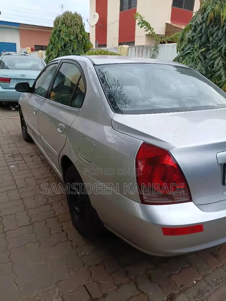 Hyundai Elantra 2008 Silver