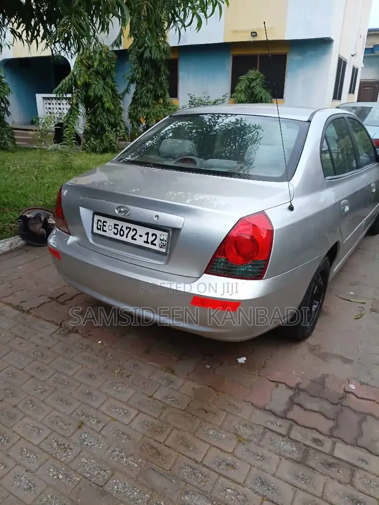 Hyundai Elantra 2008 Silver