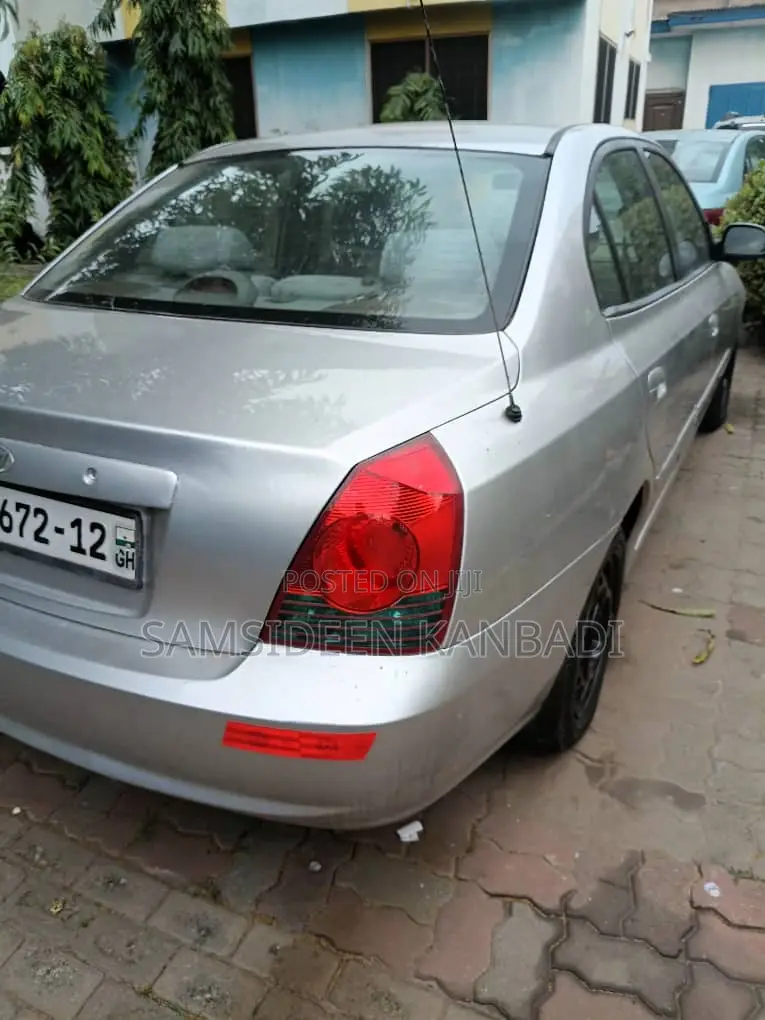 Hyundai Elantra 2008 Silver