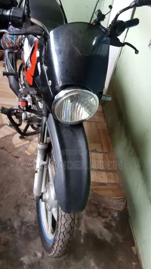 Bajaj Boxer 125 2021 Black