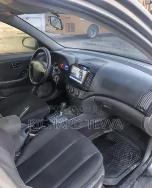 Hyundai Elantra 1.6 2009 Silver