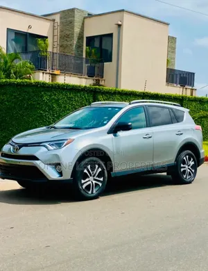 Toyota RAV4 2017 Gray
