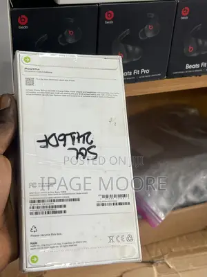 New Apple iPhone 16 Plus 128 GB Black