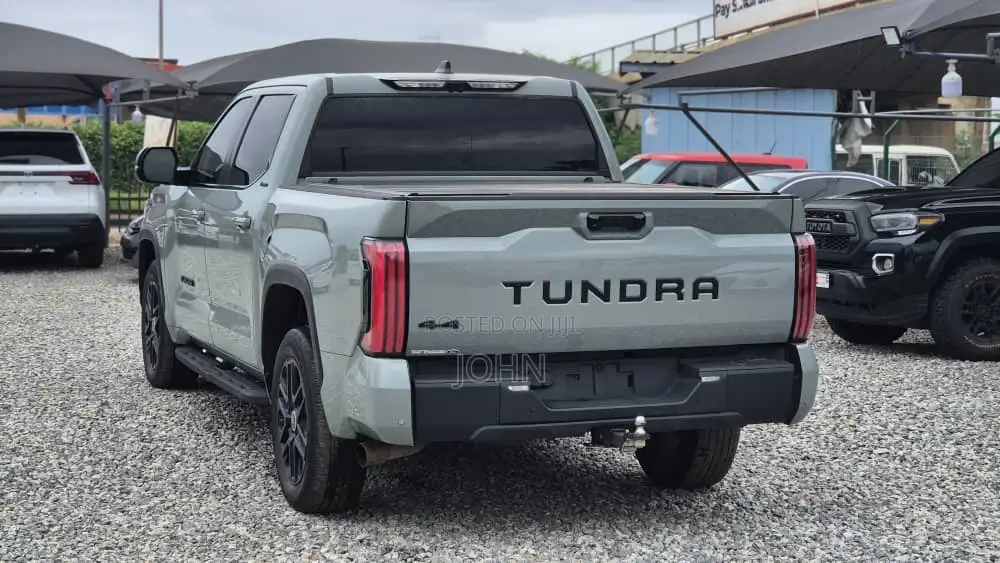Toyota Tundra Limited Double Cab 6.5' Bed 2024 Gray