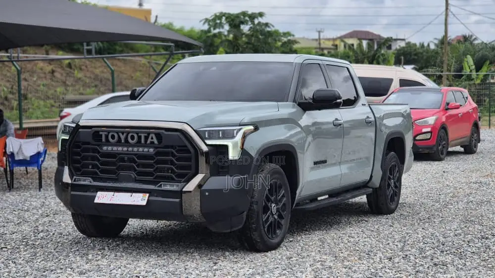 Toyota Tundra Limited Double Cab 6.5' Bed 2024 Gray