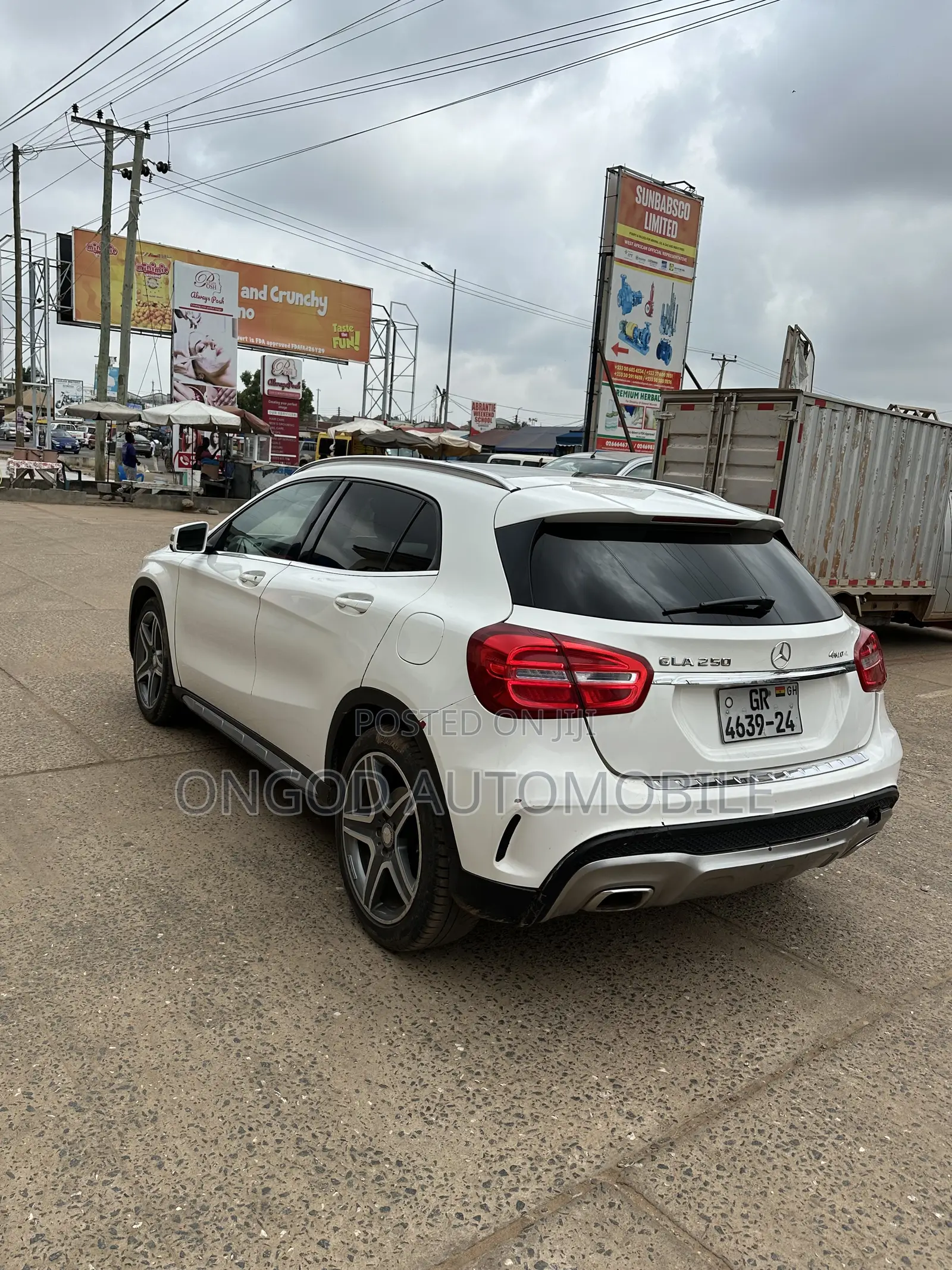 Mercedes-Benz GLA 250 2016 Black