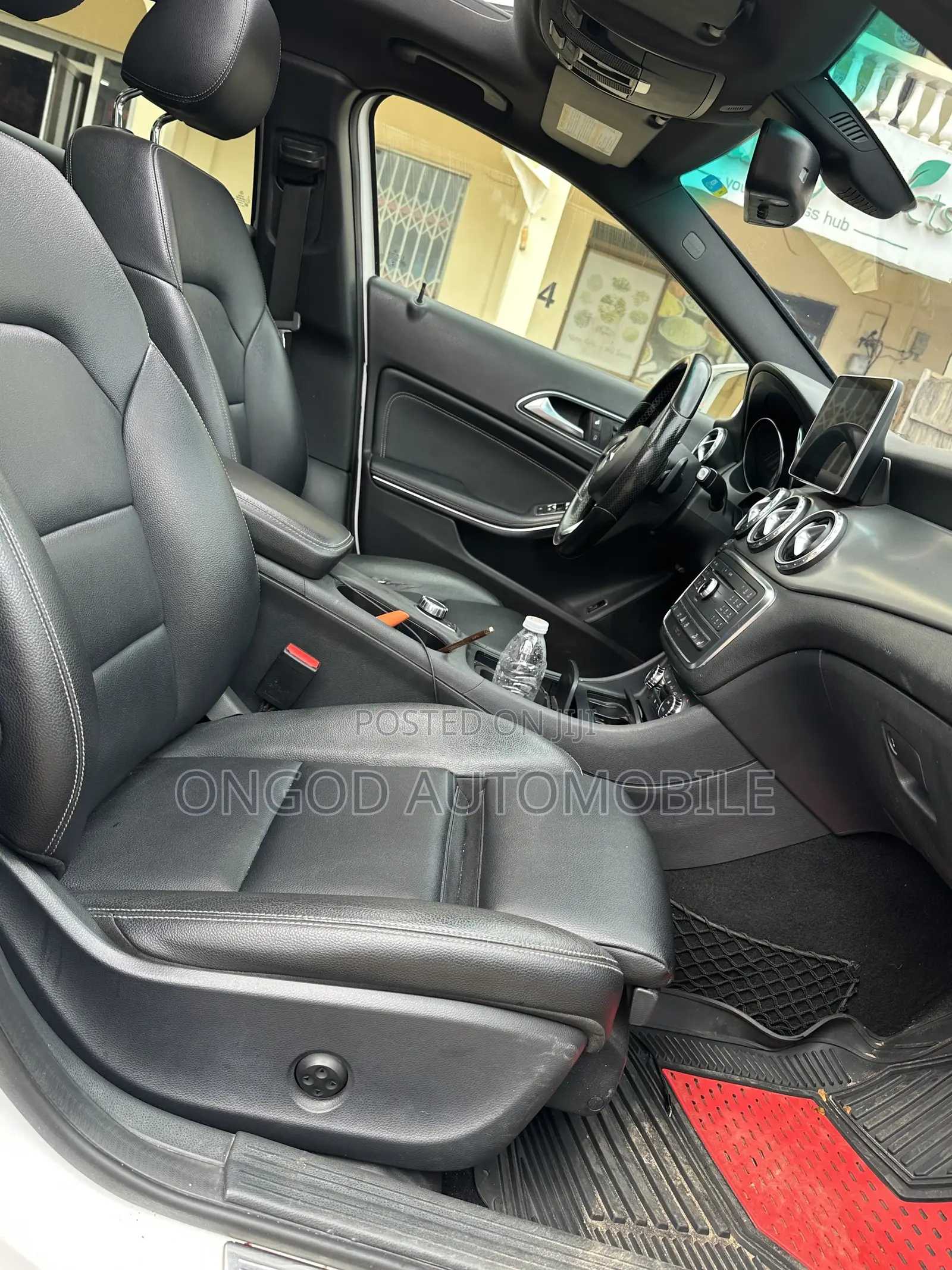 Mercedes-Benz GLA 250 2016 Black