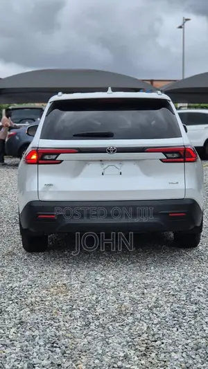 Toyota Grand Highlander XLE AWD 2024 White