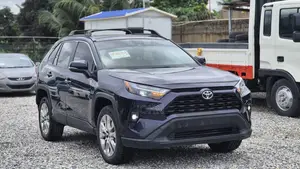 Toyota RAV4 XLE Premium 2025 Blue