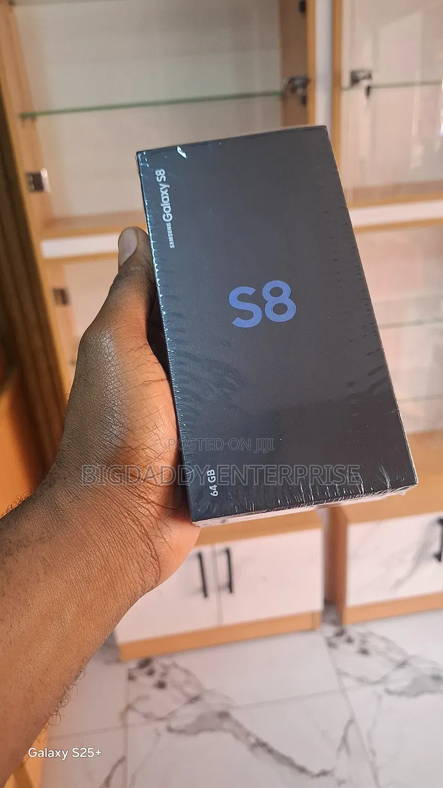 New Samsung Galaxy S8 64 GB Black