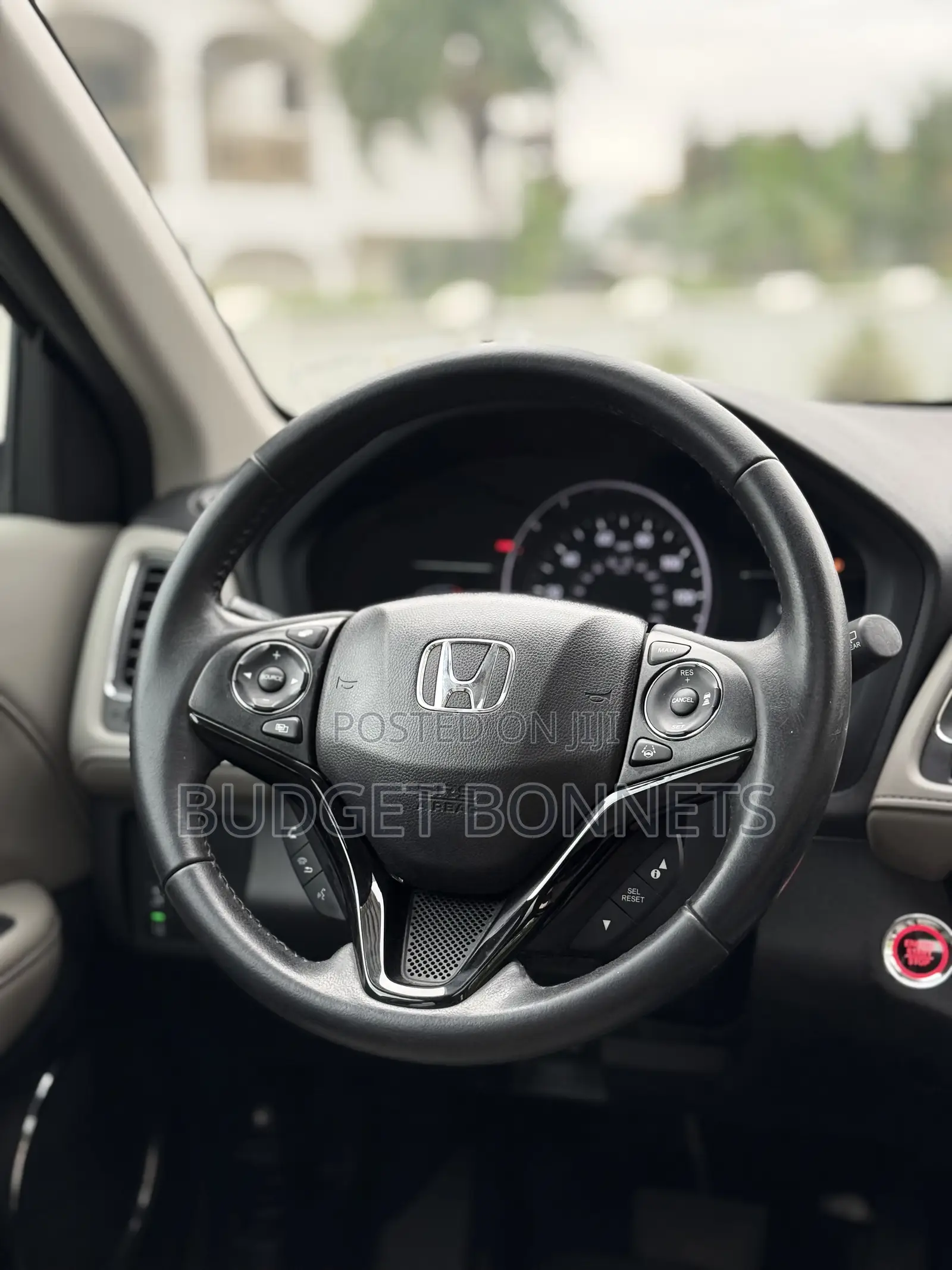 Honda HR-V Touring AWD 2019 Silver