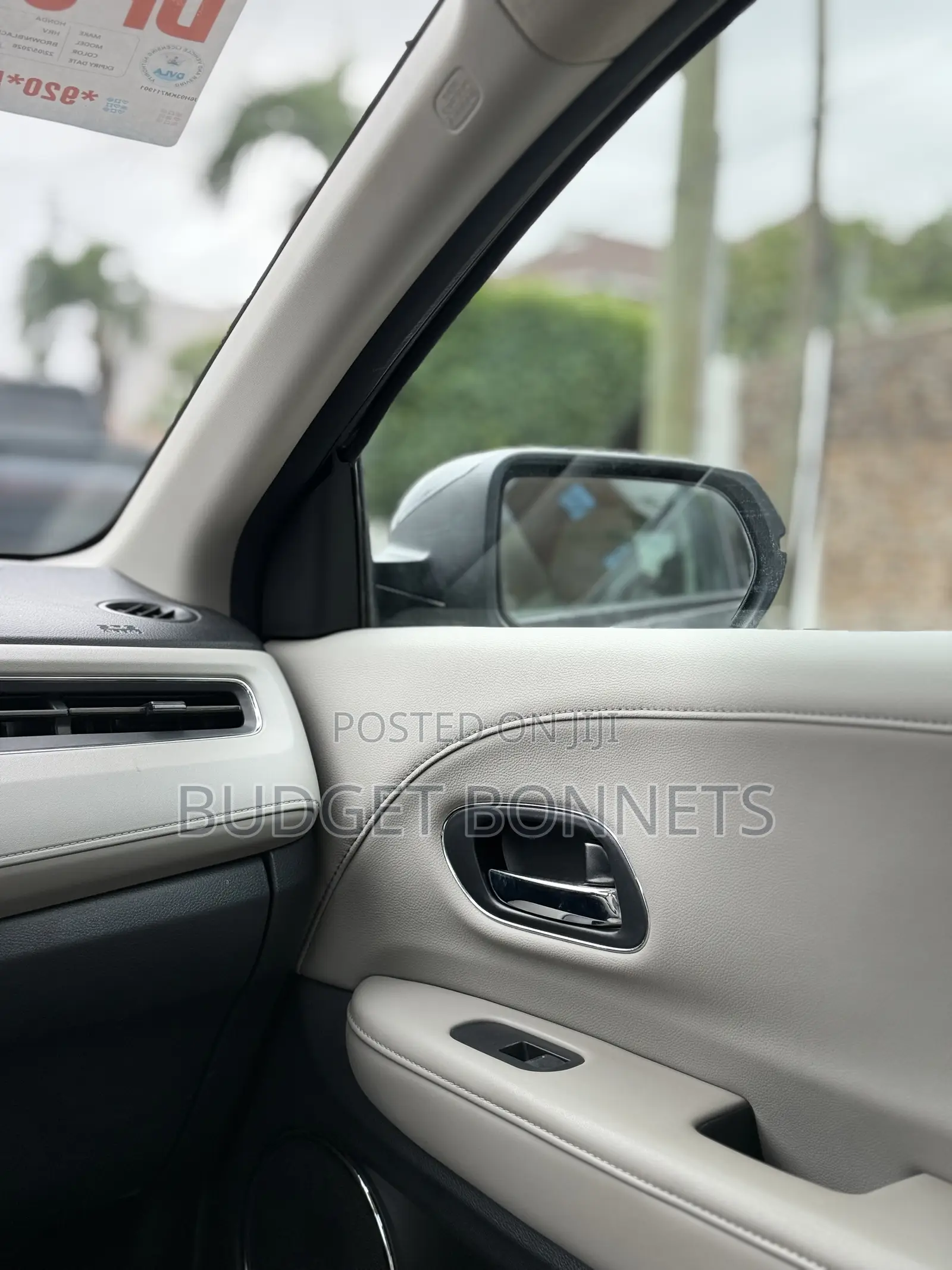Honda HR-V Touring AWD 2019 Silver