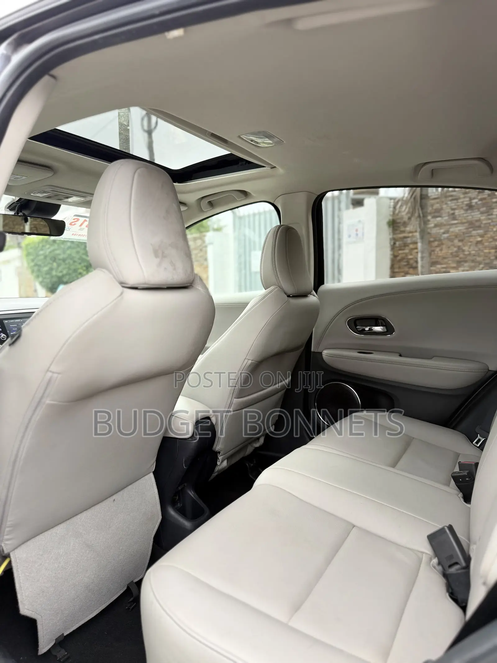 Honda HR-V Touring AWD 2019 Silver