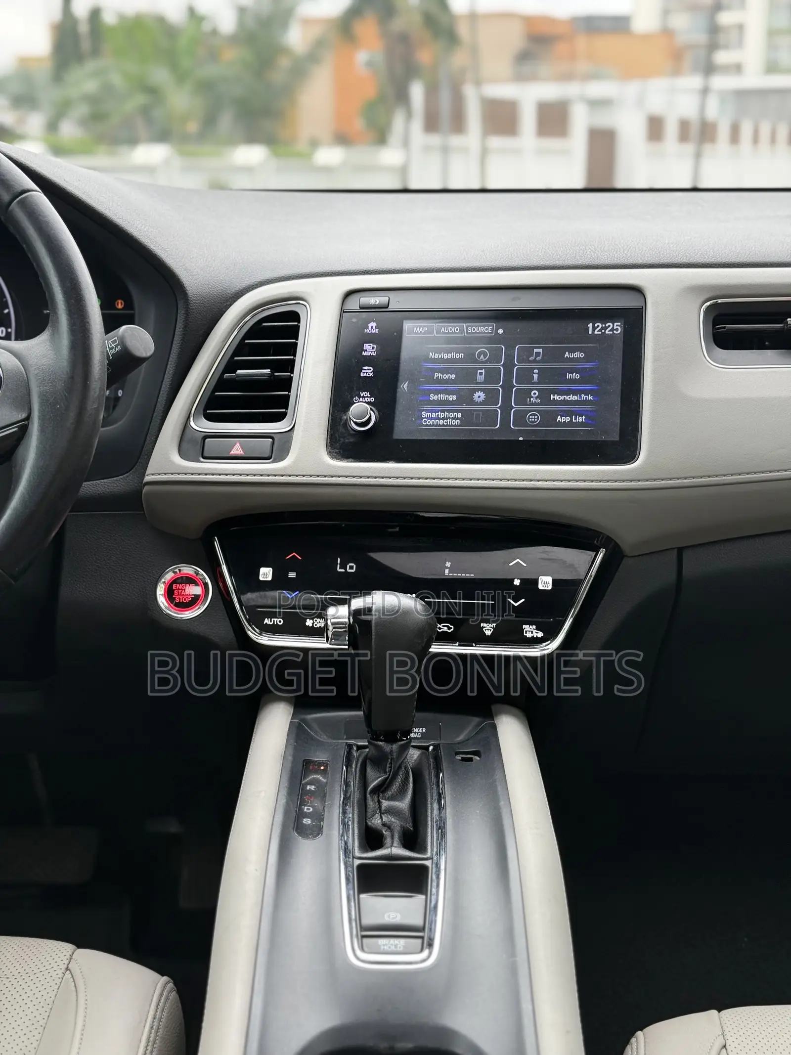 Honda HR-V Touring AWD 2019 Silver
