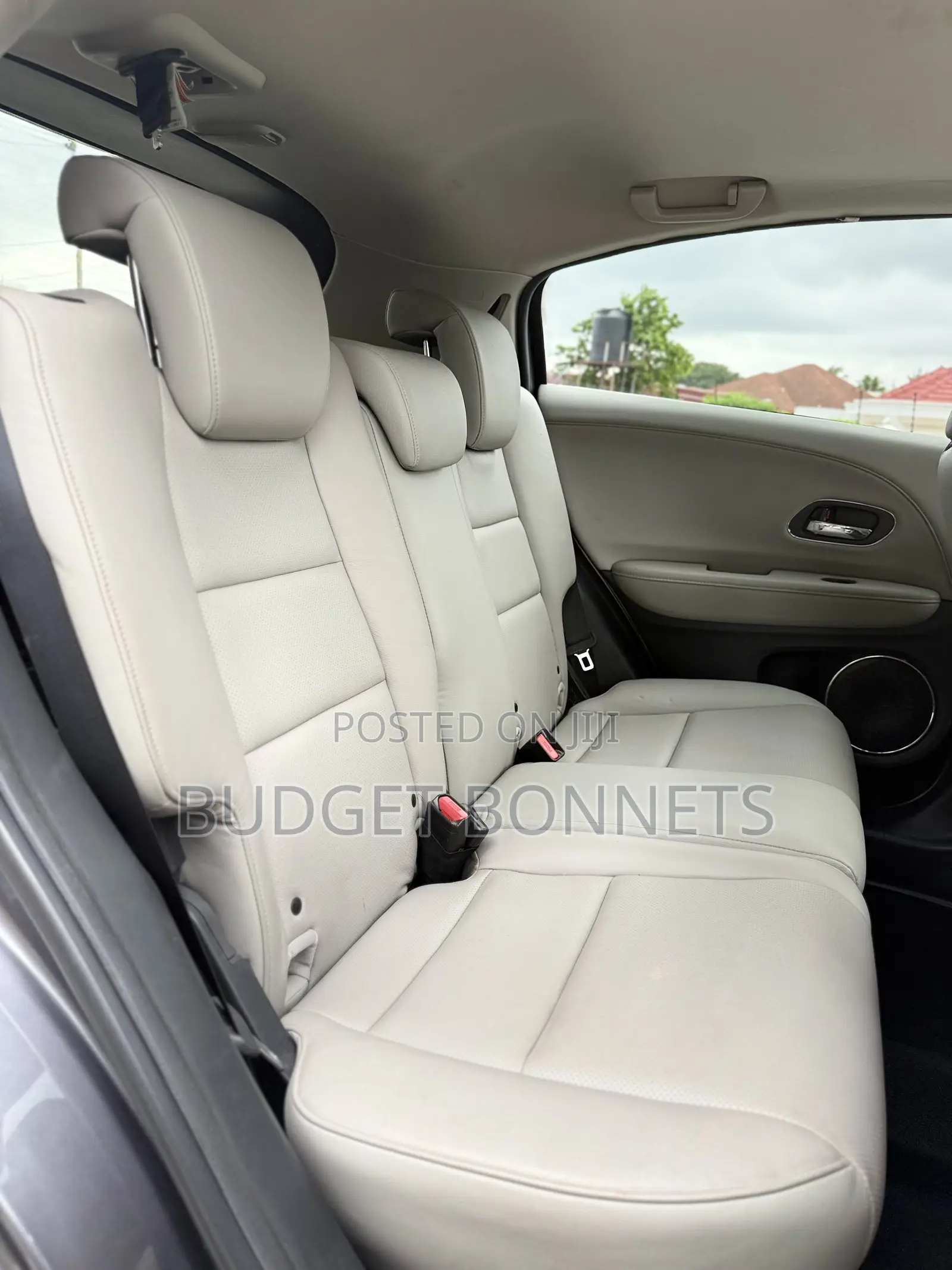 Honda HR-V Touring AWD 2019 Silver