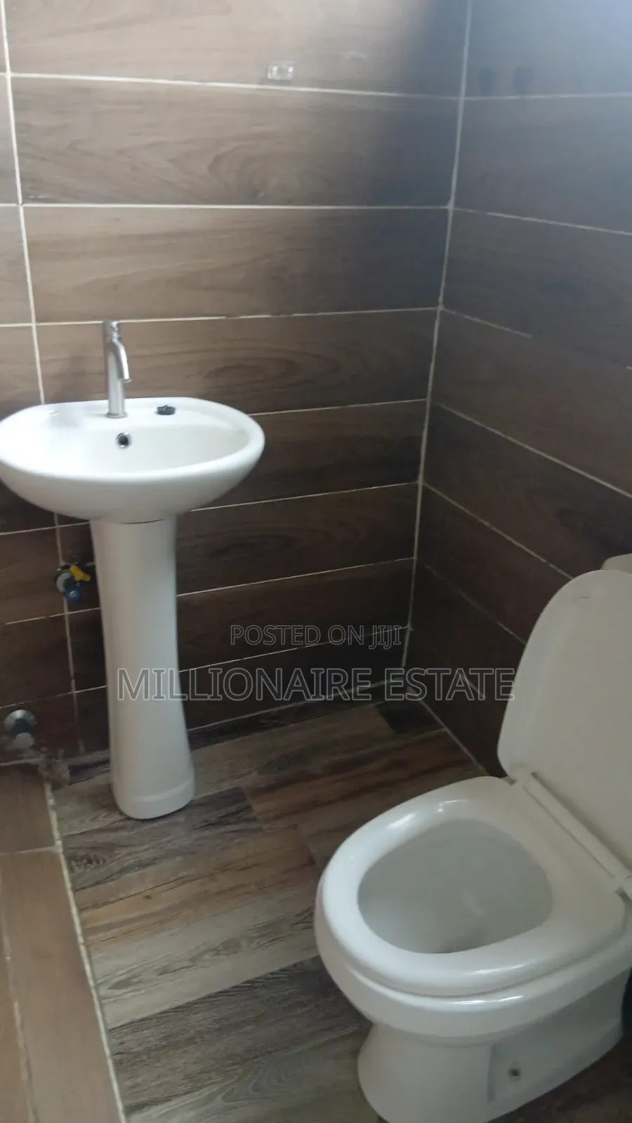 1bdrm Apartment in Billionaire Estate, Pillar 2 for rent