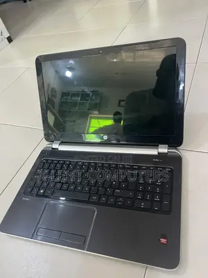 Laptop HP Pavilion 10 8GB AMD A10 HDD 500GB