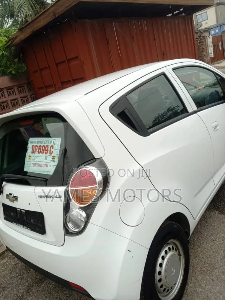Chevrolet Spark 2011 White