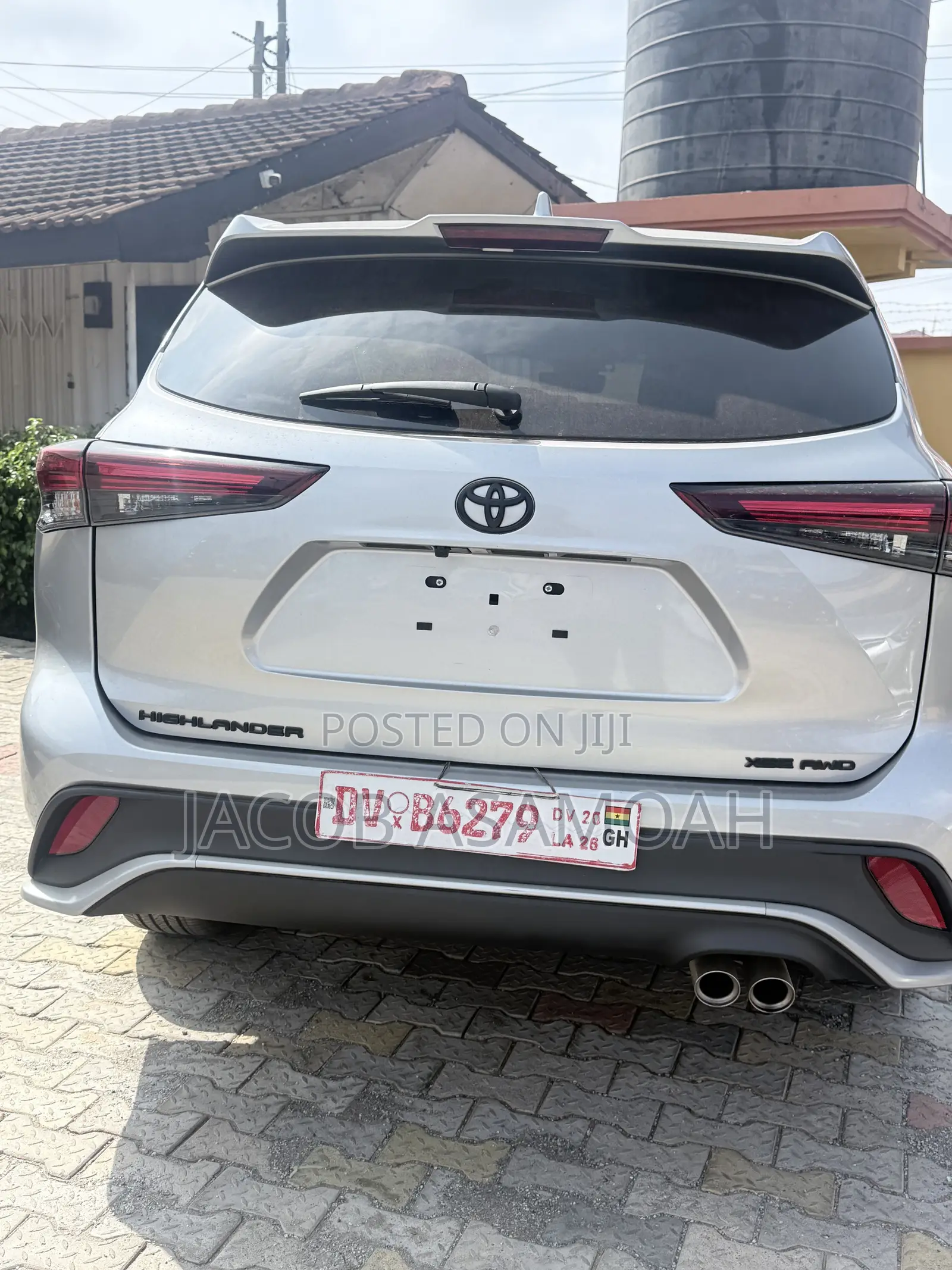 Toyota Highlander XLE AWD 2024 Silver