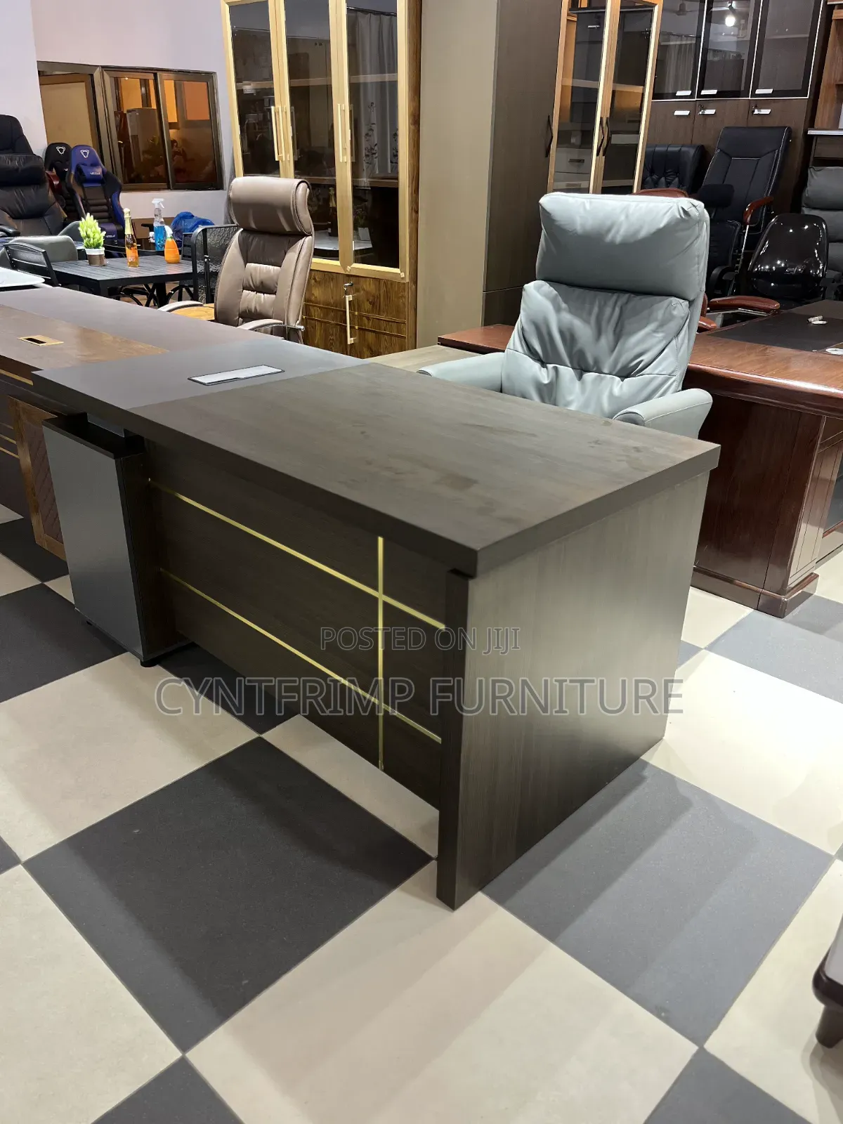 Executive 1.6m L Shape Office Desk