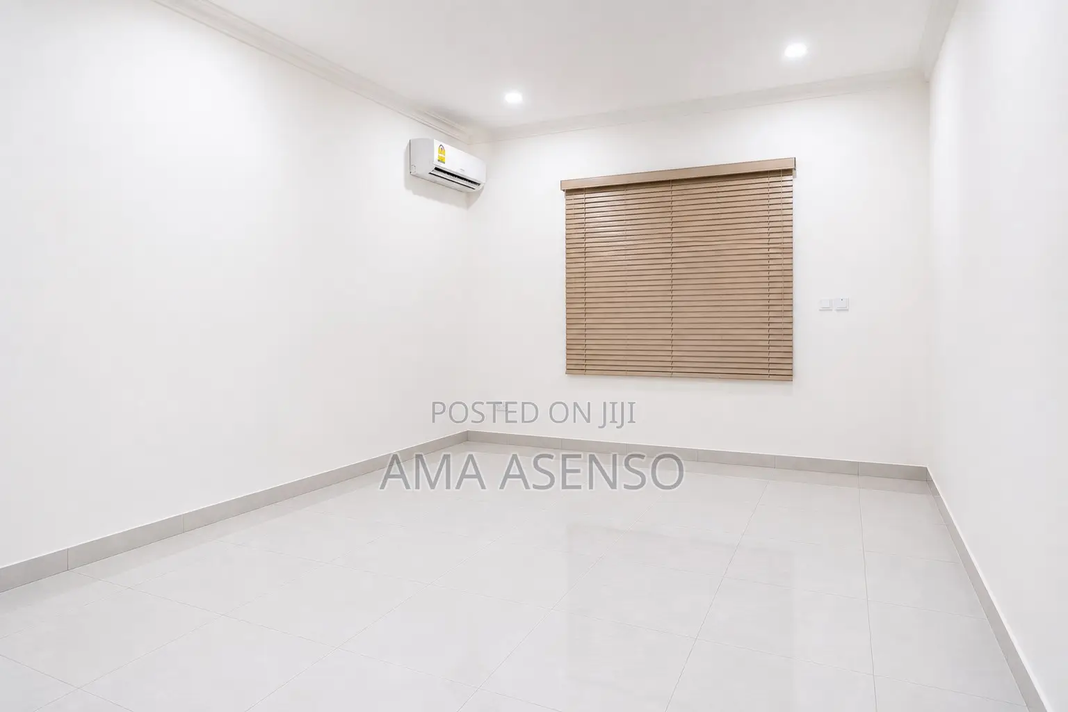 6-Room Storey Building Commercial Property on the Accra–Aburi Highway