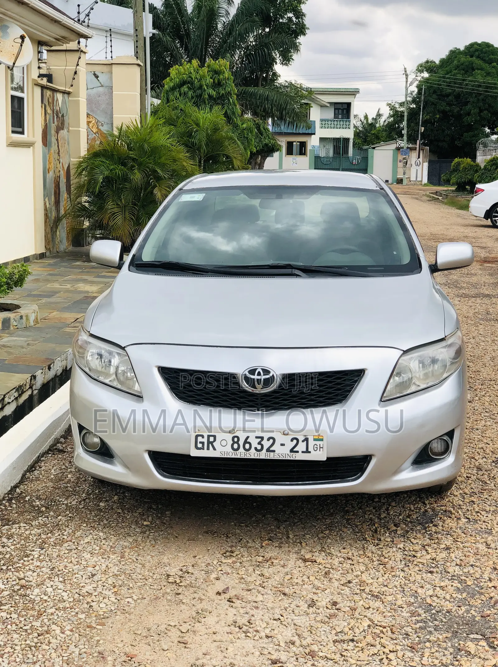 Toyota Corolla 2010 Silver
